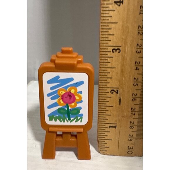 Peppa Pig Replacement Furniture Easel With Flower Artwork & Blue Armchair - Picture 4 of 4